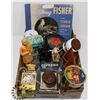 Image 1 : ESTATE COLLECTION OF VINTAGE FIGURES AND HOME DÉCOR