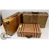 Image 1 : SET OF 3 ANTIQUE SUITCASES