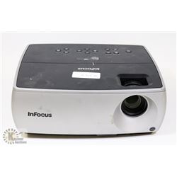 INFOCUS 2500 LUMENS DIGITAL PROJECTOR