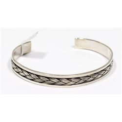 STERLING SILVER WITH INLAY BRAID DESIGN BRACELET.