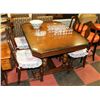 Image 1 : ANTIQUE TABLE (40"X52.5"X31") WITH 4 CHAIRS