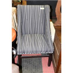 FABRIC ACCENT CHAIR