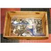 Image 1 : VINTAGE BOX OF ANTIQUE POCKET WATCH AND CLOCK