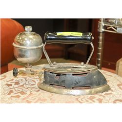 ANTIQUE COLEMAN SAD IRON