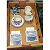 Image 1 : FLAT OF DELFTWARE