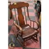 Image 1 : ANTIQUE ROCKING CHAIR