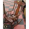 Image 2 : ANTIQUE ROCKING CHAIR