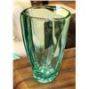 Image 1 : AQUA GREEN ART GLASS VASE.