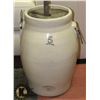 Image 2 : ANTIQUE MEDALTA 5 GAL BUTTER CHURN STONEWARE CROCK