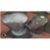 Image 1 : 2 VINTAGE COAL SKUTTLES