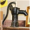 Image 1 : ANTIQUE WATER PUMP