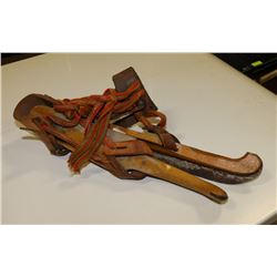 ANTIQUE WOODEN ICE SKATES