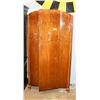 Image 1 : VINTAGE SINGLE DOOR WARDROBE