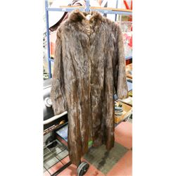 VINTAGE WOMENS FUR COAT