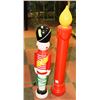 Image 1 : VINTAGE CHRISTMAS OUTDOORS LIGHT UP CANDLE AND