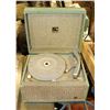 Image 1 : ANTIQUE RECORD PLAYER VICTROLA
