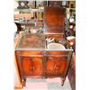 Image 1 : ANTIQUE NUPHONIC RECORD PLAYER WITH CABINET