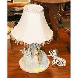 DISNEY PRINCESS TABLE LAMP  TWIRLING & DANCING 