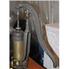 Image 2 : ANTIQUE BEATTY BROTHERS WATER PUMP