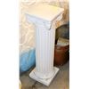 Image 1 : CERAMIC PEDESTAL