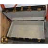 Image 2 : STEAMER TRUNK