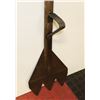 Image 2 : VINTAGE GRASS AND HAY CUTTER