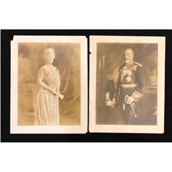 Large portraits of King George V and Queen Mary