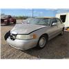Image 2 : 2001 - LINCOLN TOWN CAR