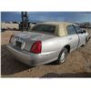 Image 4 : 2001 - LINCOLN TOWN CAR