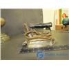 Image 3 : (2) Glass Oil Lanterns, Gas and Electric Superior Iron