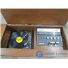 Image 2 : Walnut RCA Victor Cabinet Style Record Player