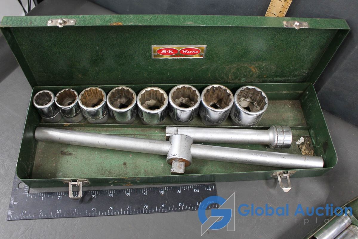 SK 3/8" Socket Set w/Case & SK 3/4" Sockets & Breaker Bar w/Case