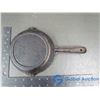 Image 9 : (3) Cast Iron Pans