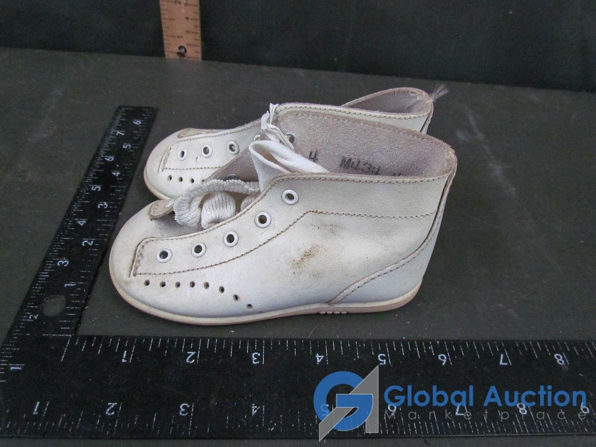 (3) Pairs of Vintage Kids Shoes