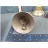 Image 4 : (3) Vintage Metal Bell