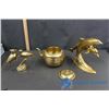 Image 1 : Brass Teapot & Decor