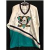 Image 1 : 2003 ANAHEIM DUCKS TEAM SIGNED HOCKEY JERSEY