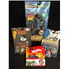 Image 1 : MISCELLANEOUS TOY LOT (FIGURES/ CARS...)