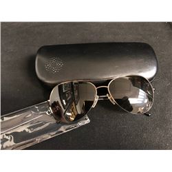 AUTHENTIC BURBERRY SUNGLASSES ( CASE DOES NOT MATCH)