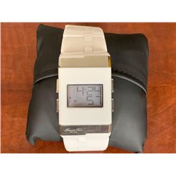 Kenneth Cole new yorkstainless wrist watch