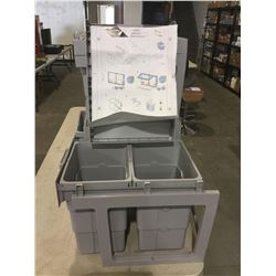 Richelieu Pull-out Waste Bin