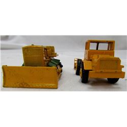 VINTAGE LESNEY "MATCHBOX SERIES" CATERPILLAR