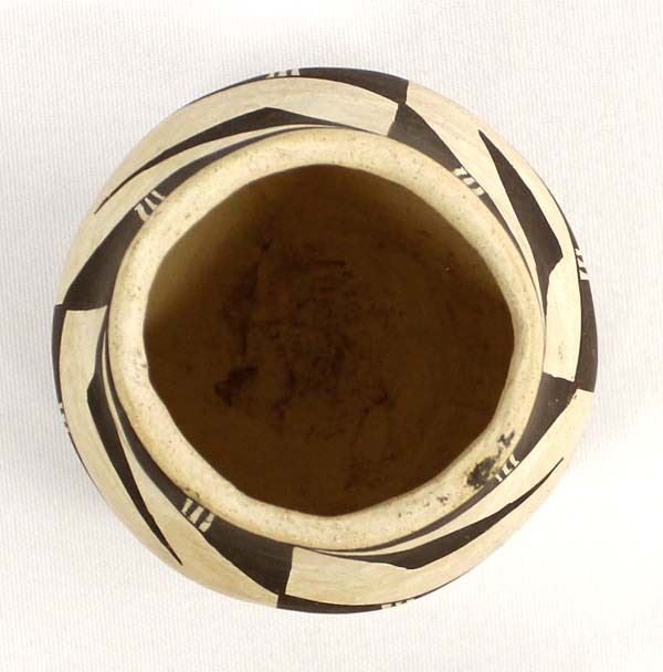 Vintage Acoma Pottery Jar by Marie Torivio