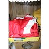 Image 1 : Box of Canadian Flags