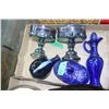 Image 1 : Box with Blue Glass Pieces (6 pcs)