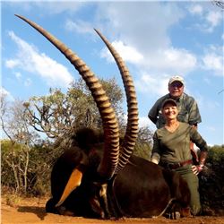 8 Day Safari For 2 Hunters And 2 Non-Hunters in South Africa