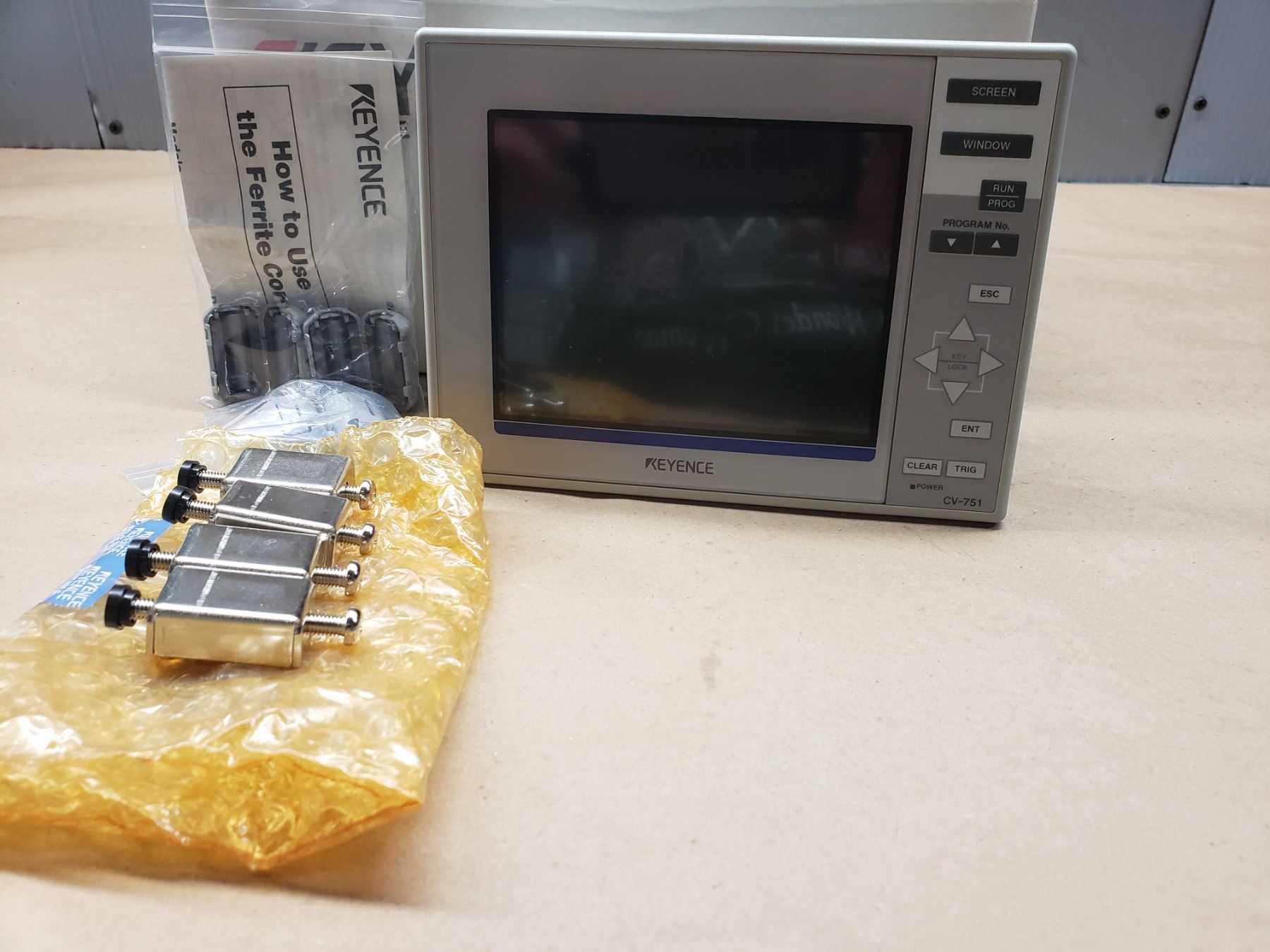 Keyence CV-700 Color Vision System