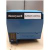 Image 5 : Honeywell RM7890 A 1015 Burner Control