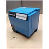 Image 2 : Honeywell RM7890 A 1015 Burner Control