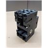 Image 3 : Bussmann OPM-NG-SC3 30A 600V Class CC 3 Pole Fuse Holder
